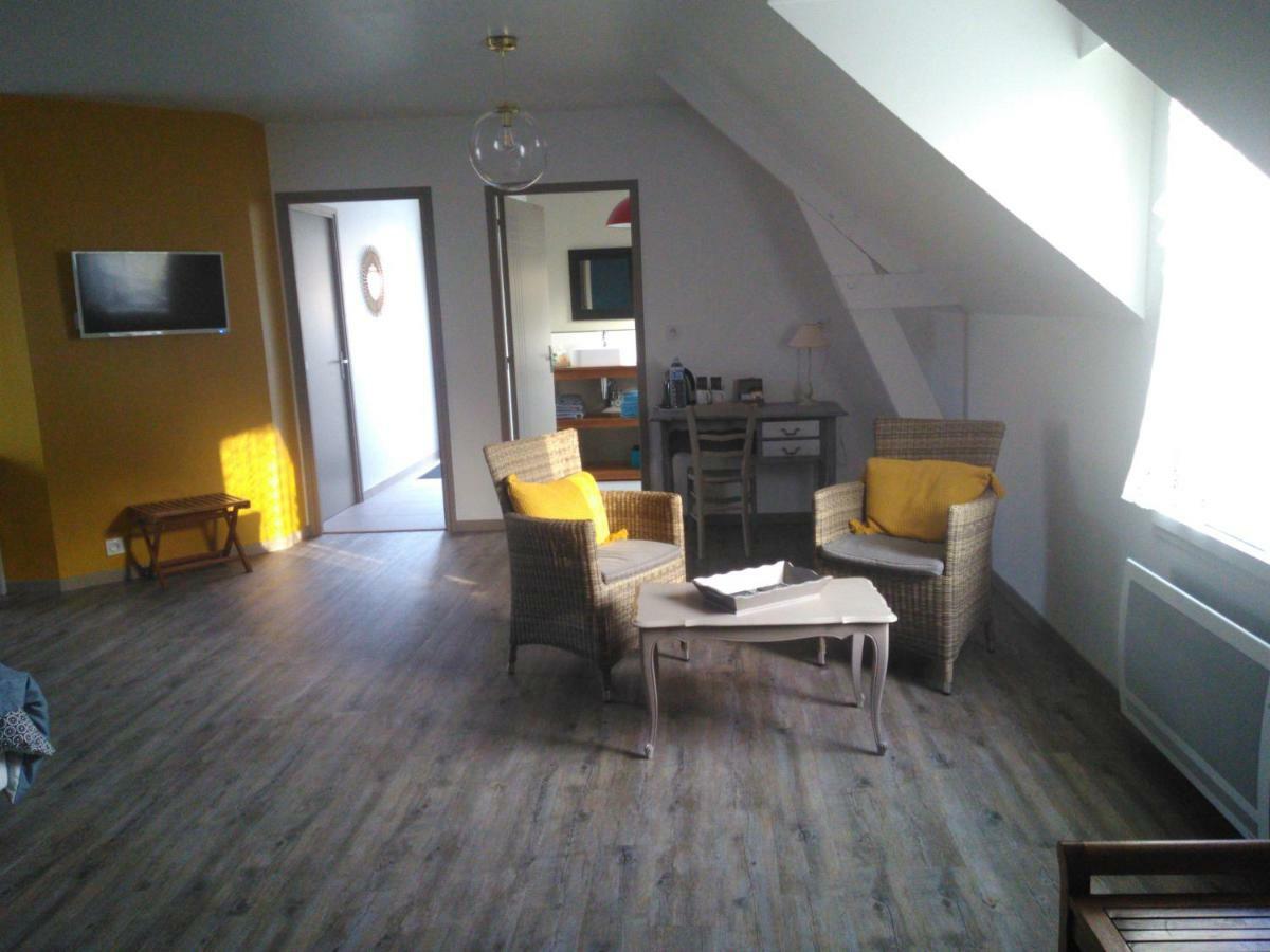 Bed and Breakfast Les Muscaris Le Minihic-sur-Rance Esterno foto